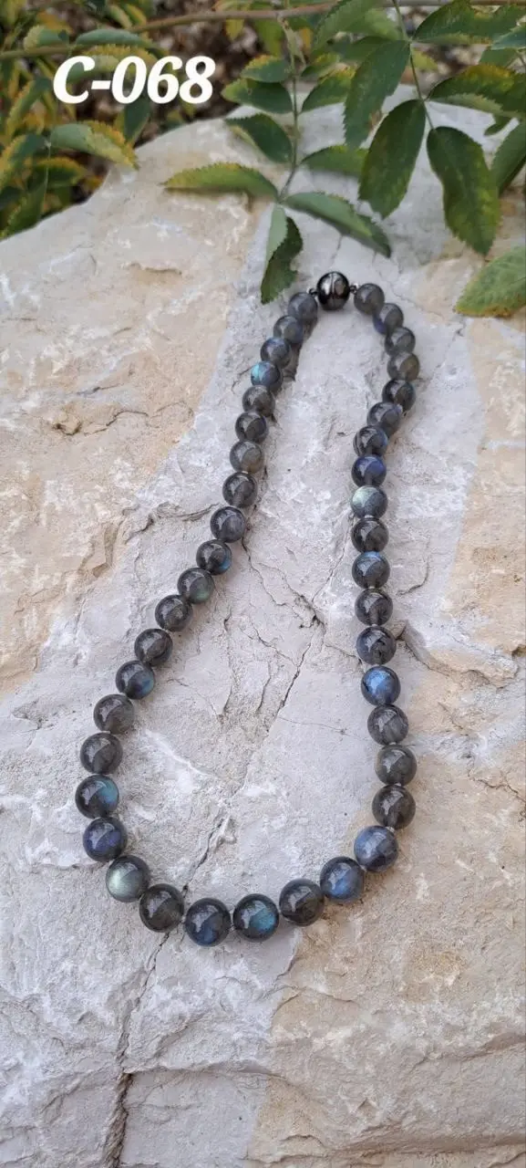 C-068 Collier Stein 3A+ Labradorit ca.9mm, Magnetverschluss Silber 925, 44cm, Fr. 680.-