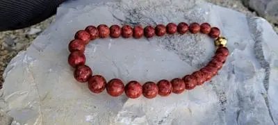 C-030 Collier Schaumkoralle, einzelne Perlen 14cm, Hochwertiger Magnetverschluss silbergelbvergoldet, auf Faden 8-fach h