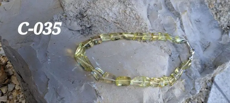 C-035 Collier Stein Lemon Quarz AAA, leuchtend und sehr schön von Natur aus in der Farbe hellgelb, geknüpft, Länge 47cm